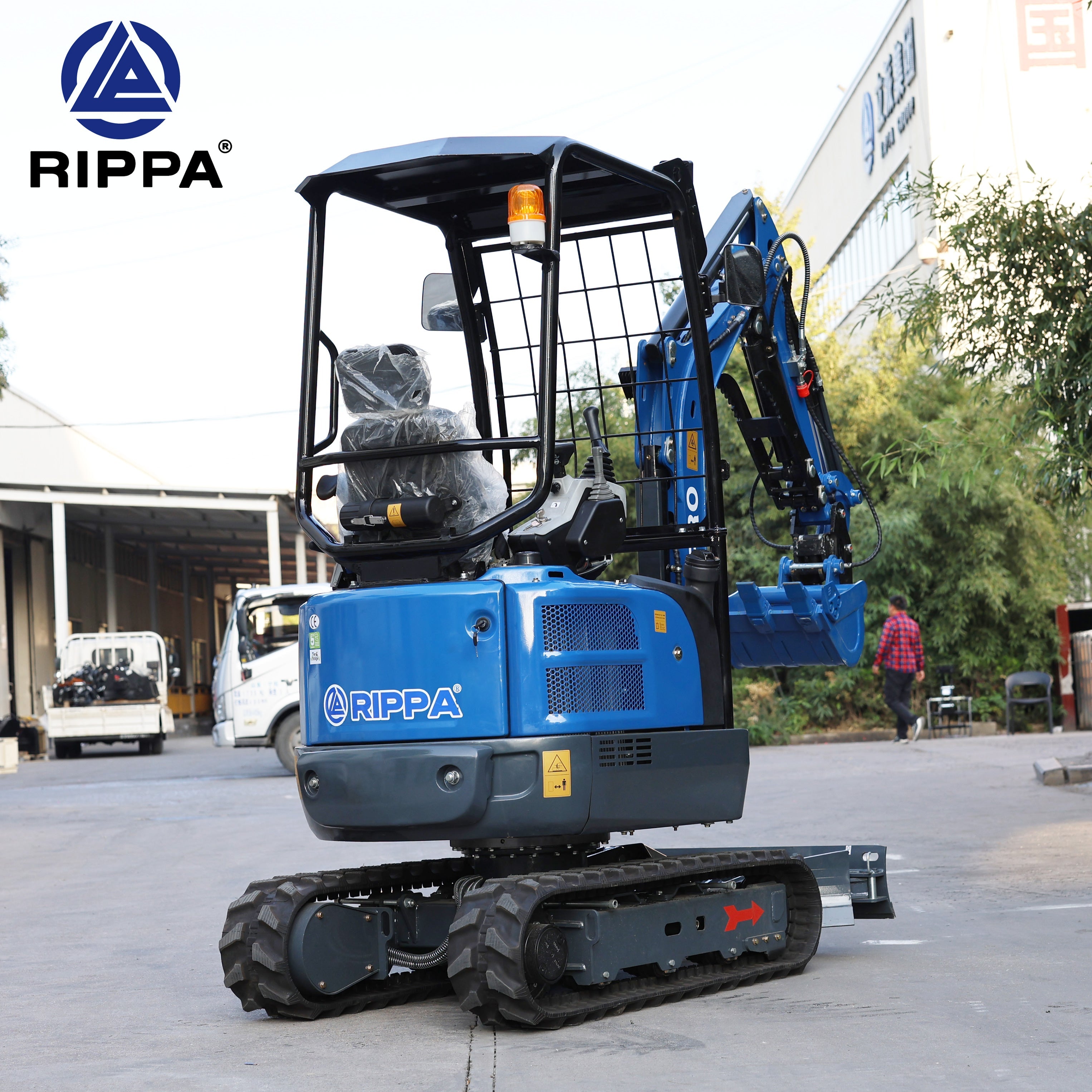 Mini Excavator R18