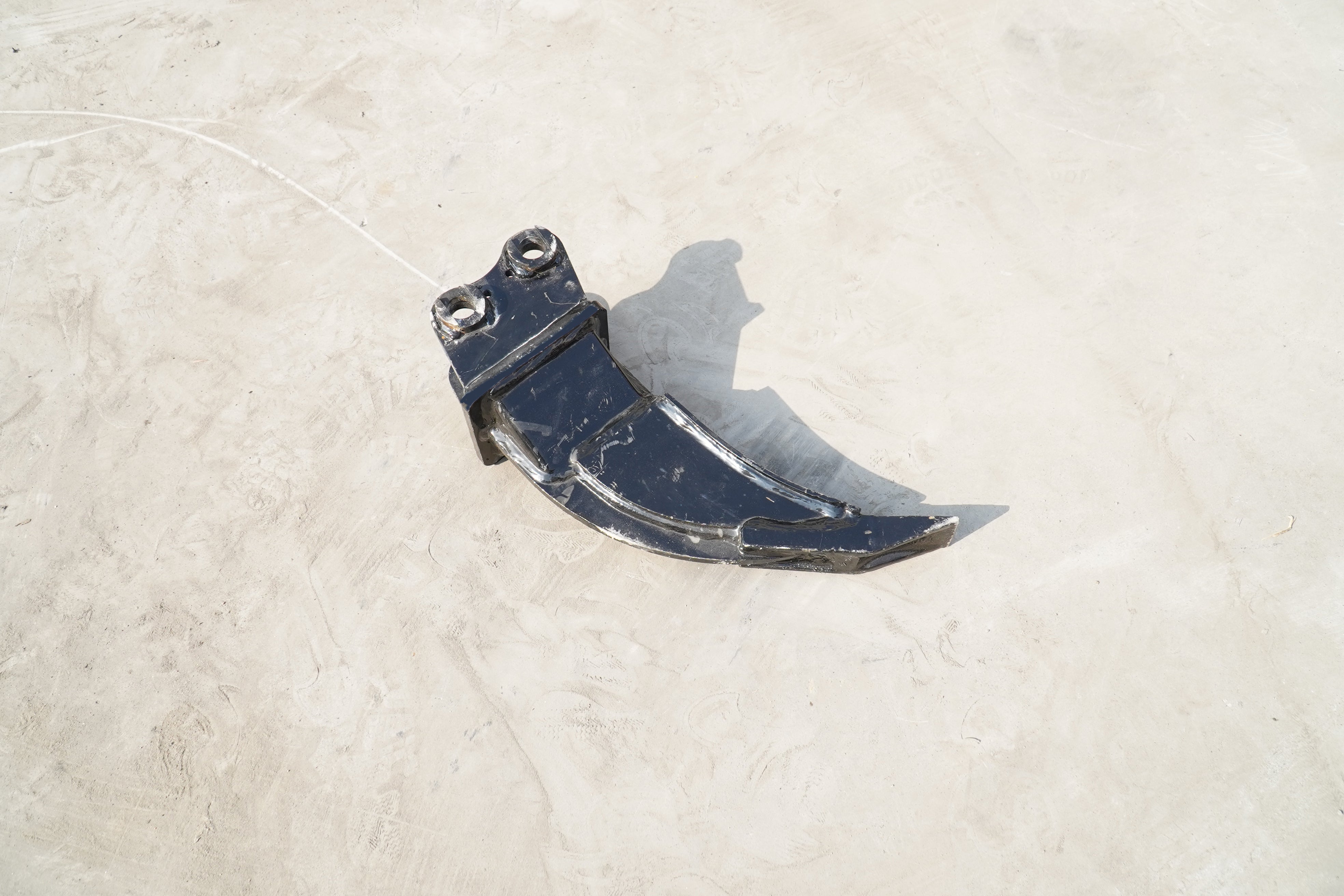 Labadi Engineering Ripper Excavator Attachment for Efficient Soil Penetration and Earthmoving